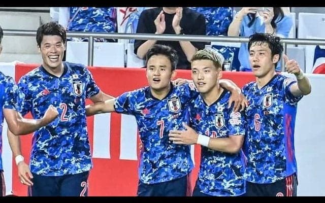 【2021年から2022年へ】「あの東京五輪はなんだったんだ、というワールドカップ最終予選のサエなさ」「いい選手がいるのに古い選手を使っている」【日本代表、年末年始の大激論】(1)