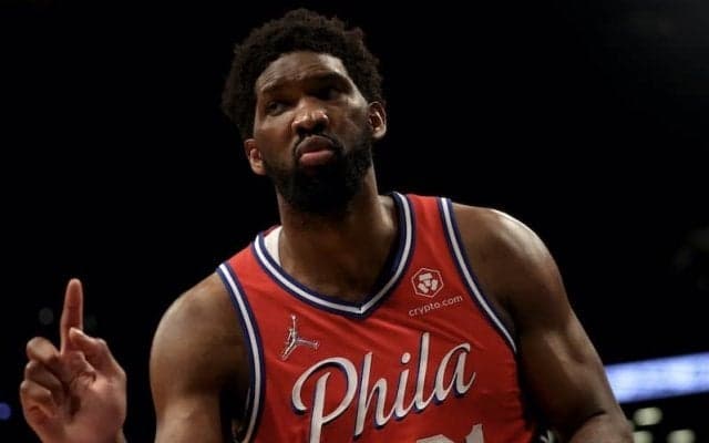 シクサーズがネッツとの熱戦を制す…バックスは5連勝、ウィザーズも白星／NBA