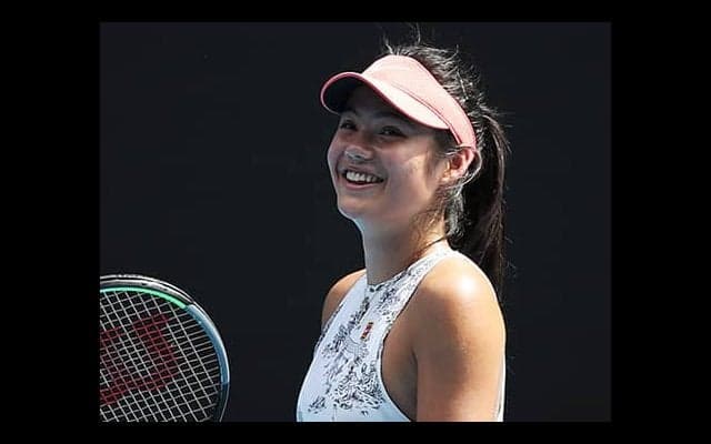  ラドゥカヌ 全豪OP会場で初練習 