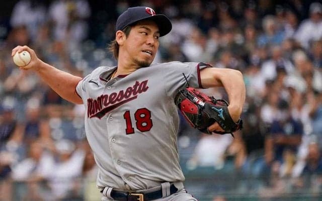 【MLB】「素敵なご夫婦に乾杯」前田健太と早穂夫人の“結婚10周年ポーズ”をファン絶賛