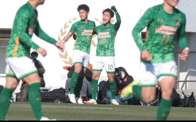 青森山田がベスト8！　鈴木章斗7ゴール目の阪南大高に3-1勝利【高校サッカー選手権】