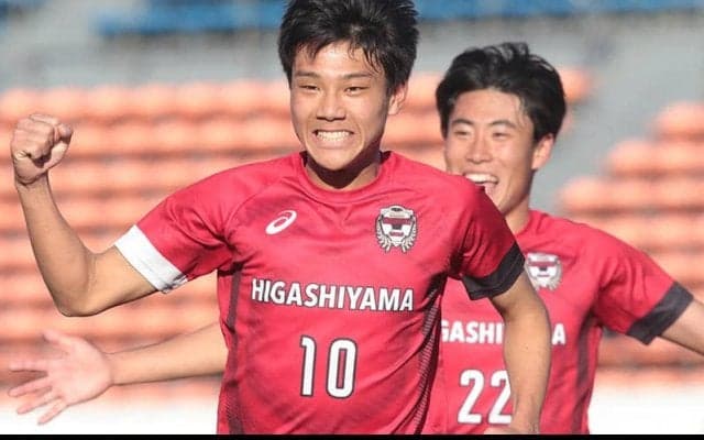 東山が青森山田との準々決勝へ！　藤枝康佑の2発などで長崎総科大附を撃破【高校サッカー選手権】