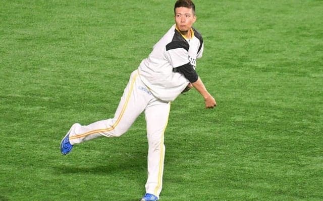 「顔が怖いよ」鷹・千賀の“ギャップ”にファン仰天　「昨日の笑顔はどこへ…」