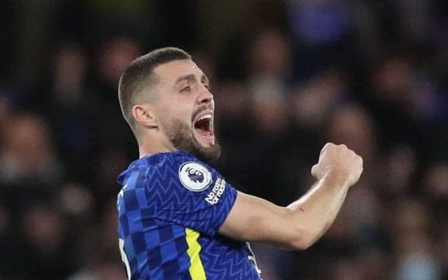 これぞ｢ワールドクラス｣!!チェルシーMFのとんでもないゴールが炸裂!リバプールとの重要な一戦で見せた｢スーパーボレー｣