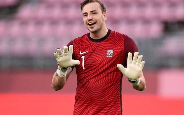 12年ぶりJ1の京都が3人目のGK獲得! 東京五輪に出場したNZ代表GKウッドが加入「私は準備万端です！！」