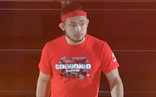 朝倉海倒したRIZIN扇久保、恋人からの少し痛そうな“洗礼”に反響「一生の思い出」