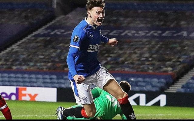 エバートン、レンジャーズから逸材SBパターソン獲得!　コールマンの後継者候補に