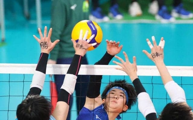５年ぶり出場の高崎健康福祉大高崎はストレート負けで初戦敗退／春高バレー