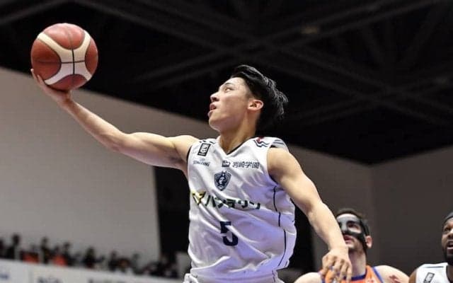 Bリーグ第14節のベストオブタフショット…1位は河村勇輝のバスケットカウント！