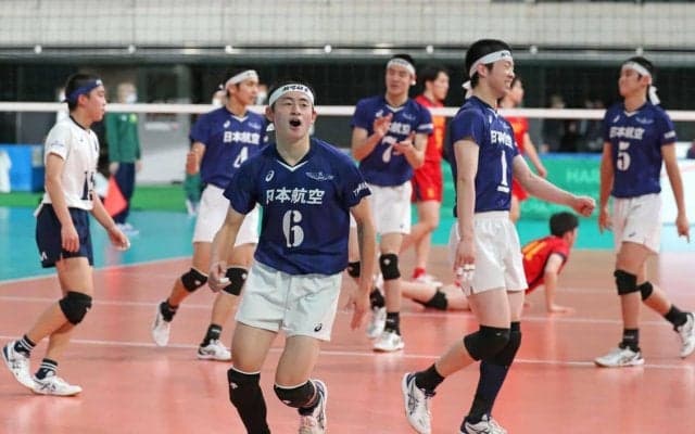 春高バレー　男子１回戦　日本航空（山梨）　主導権譲らず圧倒
