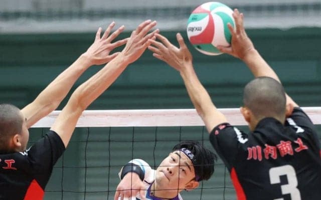 春高バレー　男子１回戦　天理（奈良）　一歩及ばず初戦敗退