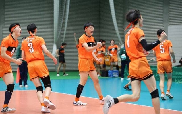 春高バレー　男子１回戦　東京学館新潟（新潟）　攻め貫き激闘制す