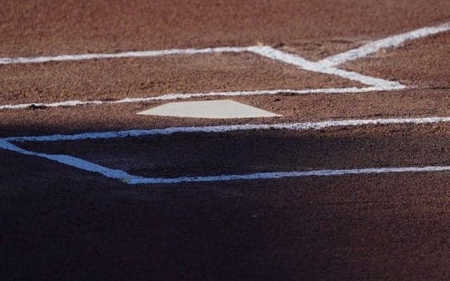 「1球待て」は少年野球に必要か？　シニア日本一監督が説く“未来を見据えた指導”