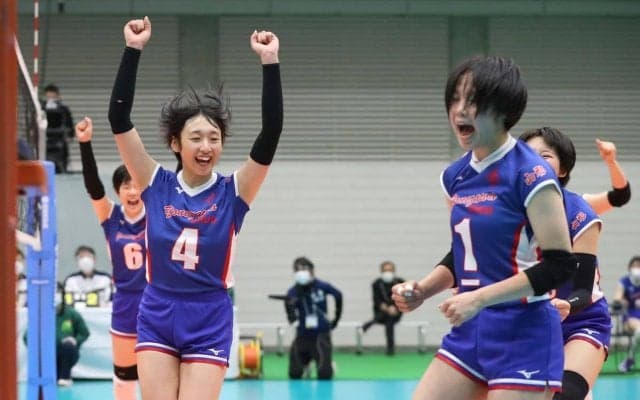 米沢中央・亀井姉妹が奮闘／春高バレー