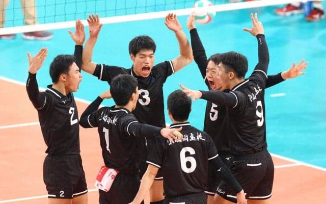 春高バレー　女子・下北沢成徳や男子・東福岡など３回戦へ