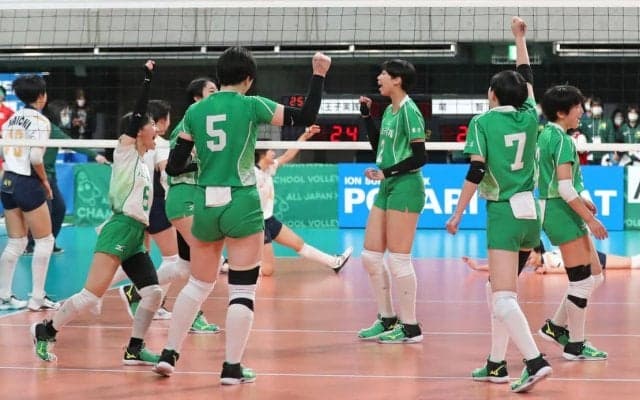 春高バレー　女子・八王子実践　攻守に躍動