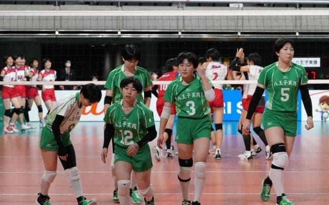 八王子実践、８強入りならず　２年生エース滝沢「頼ってもらえるエースになって戻ってきたい」／春高バレー