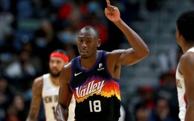 サンズがビスマック・ビオンボと今シーズン終了までの契約を締結か