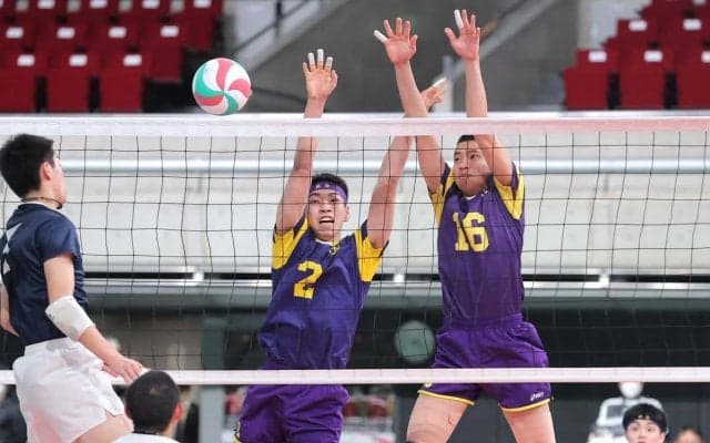 雄物川が大物食い、６度Ｖの崇徳撃破　ノーシードからセンターコートに！石塚「自分たちはチャレンジャー」／春高バレー