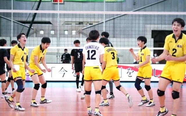 【春高】男子準決勝、鎮西が初出場の日南振徳をストレートで下し、決勝進出