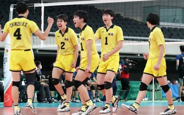 鎮西・舛本、日南振徳・甲斐とのエース対決制し決勝へ／春高バレー