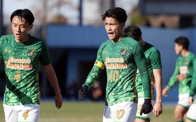 【高校サッカー選手権】4大会連続決勝・青森山田が見せた強力すぎる「武器」！高川学園「トルメンタ」を凌駕する「精確無比なセットプレー」