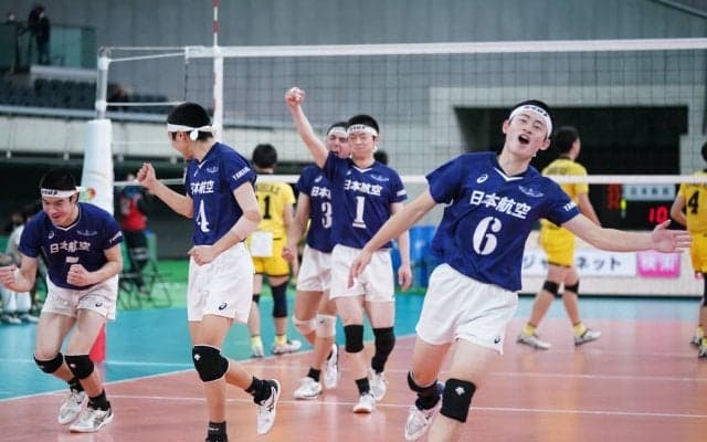 【春高】男子決勝、日本航空が鎮西にフルセット勝ちし、初の日本一に輝く！
