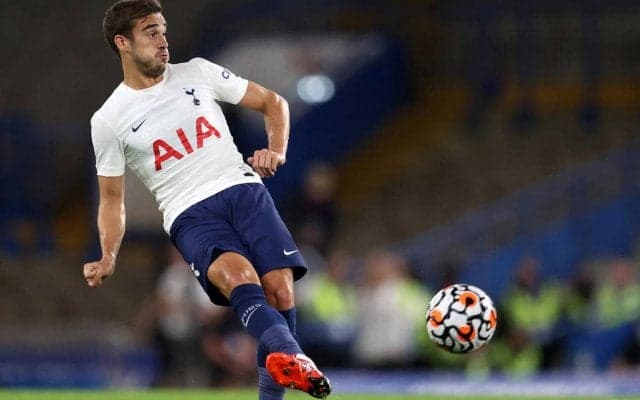 「パーフェクトショット」トッテナムMFウィンクスのFKが反撃の狼煙に、浅い角度からファーの上隅へ直接ねじ込む