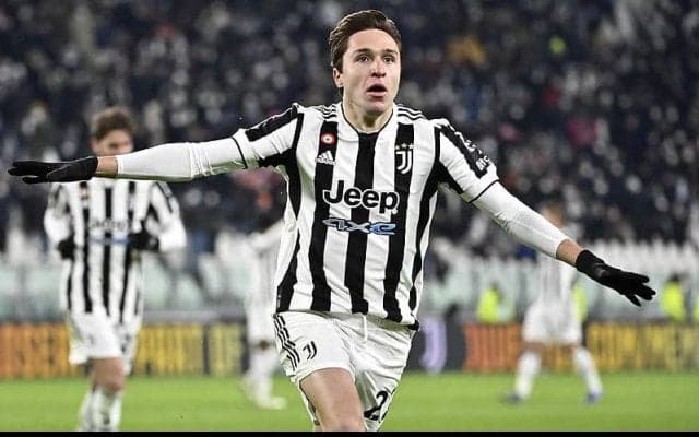 ローマ戦で負傷のキエーザ、ACL損傷で近日中に手術へ