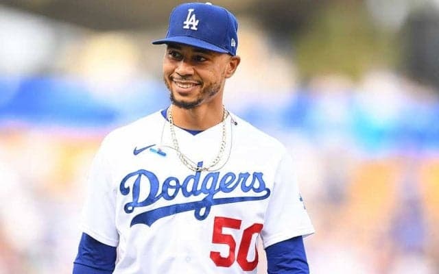 ボウリングで全ストライク300点達成　MLBスターの“超特技”に反響「不可能はない？」