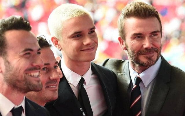 ジャスティン・ビーバーも「大好きだ」と反応！ ベッカム息子のロメオが首裏に父親と同じ柄のタトゥー