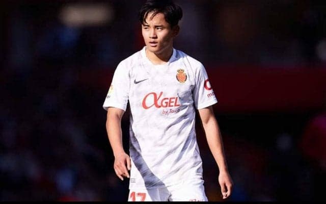 「調子戻ってきてる」練習でゴラッソ連発の久保建英にファンも期待の声「カットインシュート上手い！！」