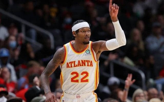 ニックスとホークスでトレードが成立…キャメロン・レディッシュがニックスへ