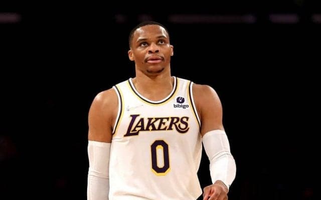 今季から故郷でプレーするウェストブルック、トレードのウワサも「全く気にしちゃいない」