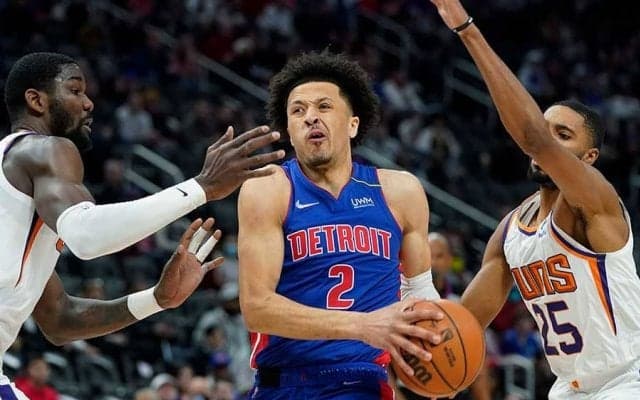 【NBA】仲間を指さして退場　即テクニカルファウルに米メディア嘆き「選手に喜び表現させて」