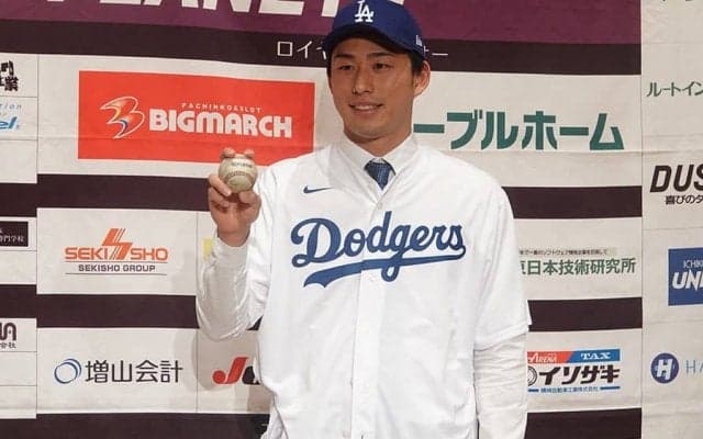 小学校の先生が夢のメジャーへ　ドジャースと契約した“超無名”155キロ右腕の正体