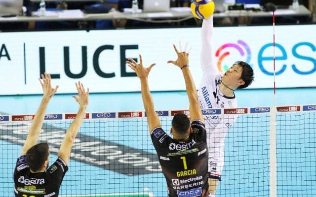 石川祐希のミラノ　ルーベ相手に金星