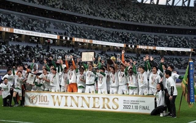 非常にサッカーの試合を見やすいスタジアム【新国立競技場の魅力と問題点】(1)