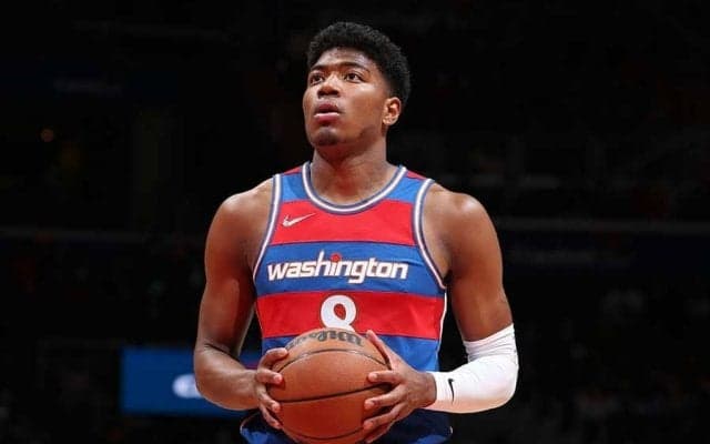 【NBA】八村塁、LA発ブランド「AMIRI」を着こなした会場入り私服が米好評「ルイ似合ってる」