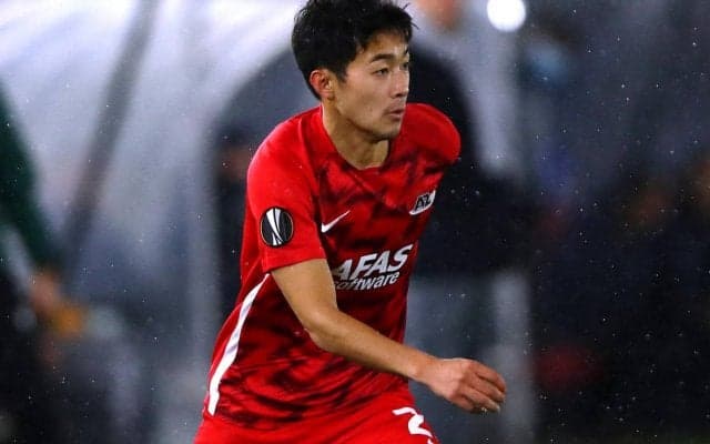 前線起用のAZ菅原由勢、今季初得点に喜び「ゴールでチームをサポートできたことを嬉しく思う」