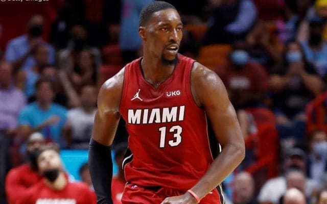 復帰戦でラプターズに辛勝したヒートのバム・アデバヨ「皆が互いを信じている」