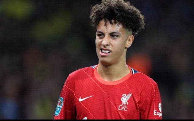 「これ以上のお手本はいない」リバプールで成長中のゴードンがエースのサラーを絶賛