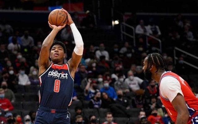 【NBA】八村塁の試合で珍事　相手コーチの“乱入”パスカットにHC呆然「あれは見たことない」