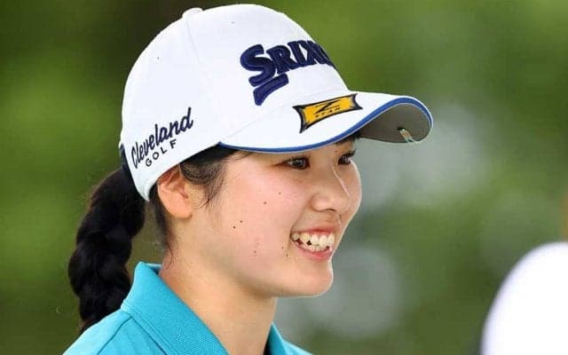 新人女子ゴルファー21人が初々しく宣言　トップ合格の18歳尾関彩美悠「楽しく笑顔で」