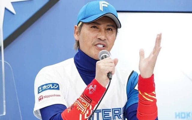 新庄監督が新ユニ発表　背番号「1」初披露も「イメージした感じではなかった…」