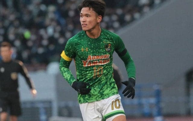 FC東京合流の松木玖生が先輩のために熱唱！やり切る姿にファン感嘆「ハートつよい」