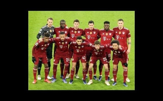 今季CL優勝候補筆頭のバイエルンの戦術。個々のアスリート能力全開でよどみなく圧倒的に攻め続ける