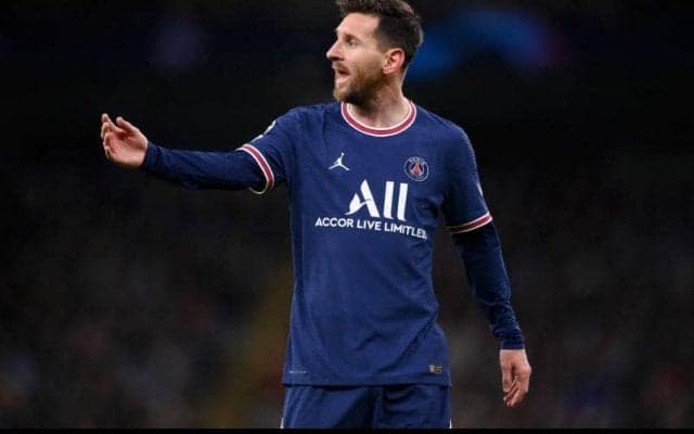 「このドンキーめ」メッシからキャラガー氏へ誹謗DMが届く