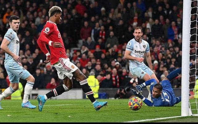 ユナイテッドがラッシュフォードのラストプレー弾でハマーズとの接戦を劇的に制す!《プレミアリーグ》