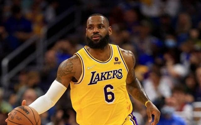 背番号を6へ変更したレブロンが首位／今季前半戦のユニフォーム売り上げトップ15